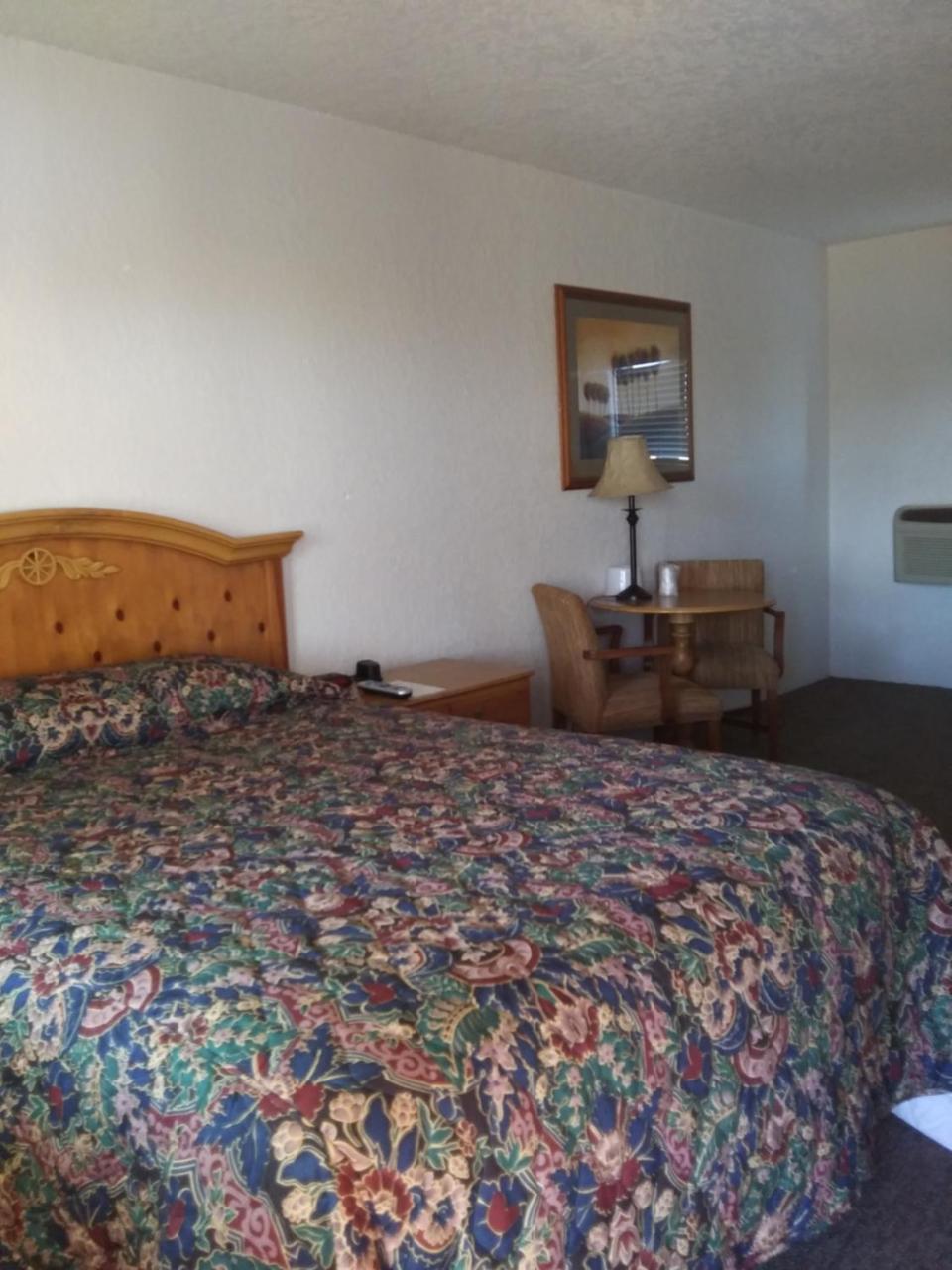 Circle S Lodge Gering Eksteriør billede